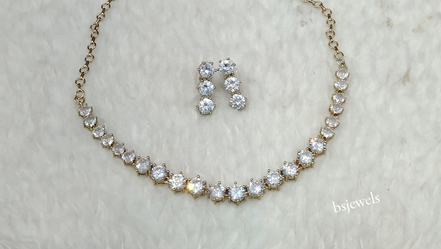Antique White American Diamond Ad Geet Necklace Sets