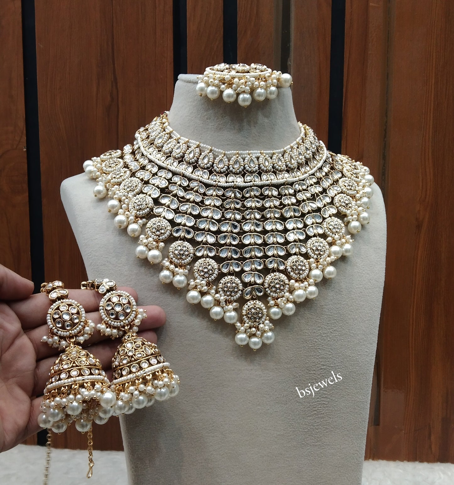 Gold White Kundan necklace Set/ kundan Indian Tatum jewellery  sets