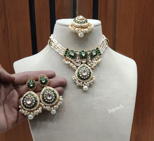 Gold White Kundan necklace Set/ kundan Indian Jordan jewellery sets