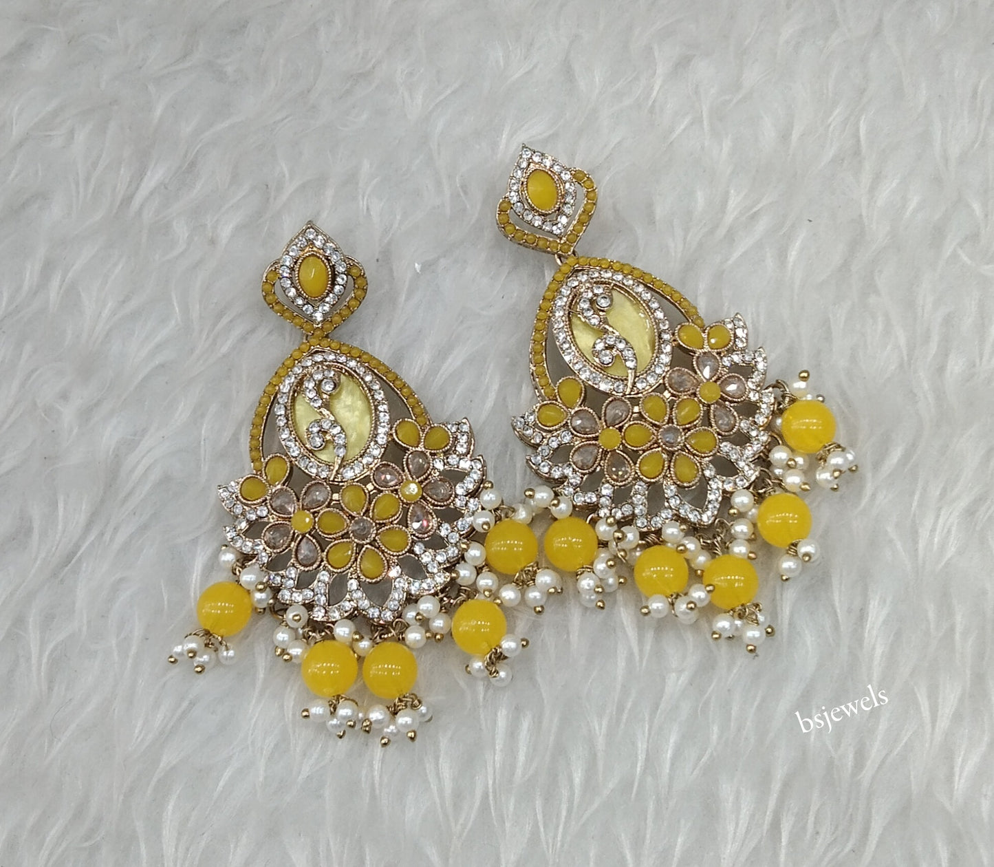 Antique Gold Yellow Bollywood Edna Earrings