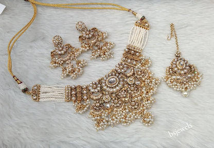 Gold White Kundan necklace Set/ kundan Indian Gippy jewellery sets