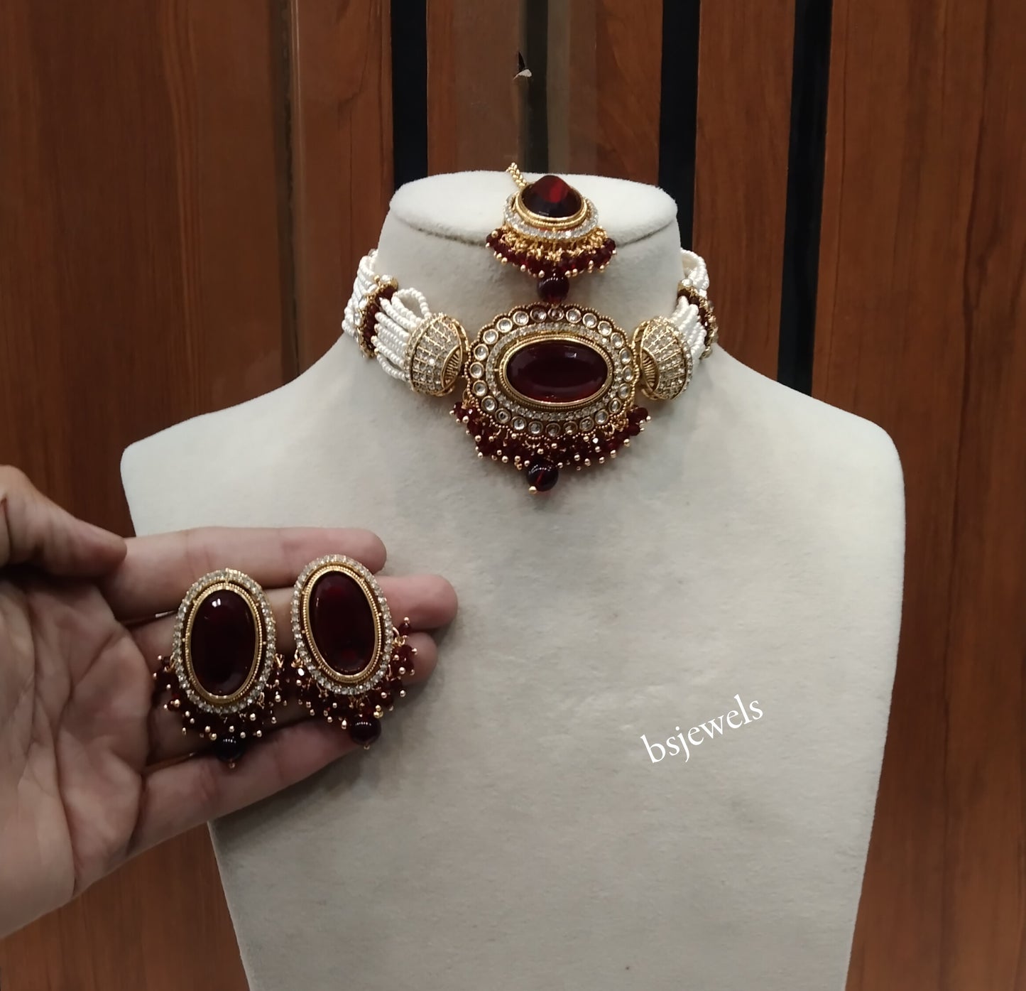 Gold Maroon Kundan Choker Jewellery Neetu Sets