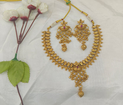 Gold Polki Necklace Jewellery Amiri Sets