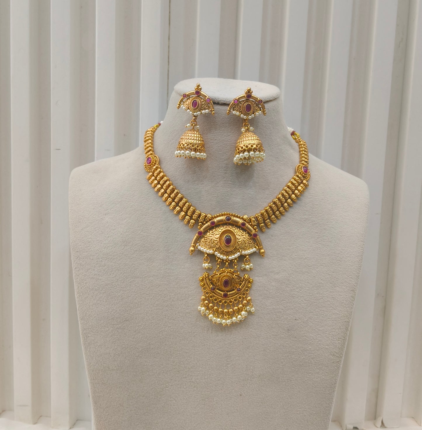 Gold Polki Necklace Jewellery Amiri Sets