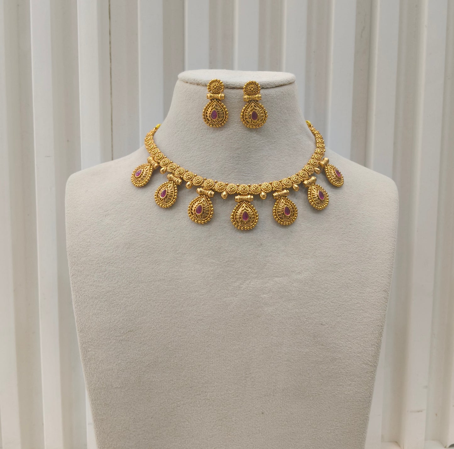 Gold Polki Necklace Jewellery Amiri Sets