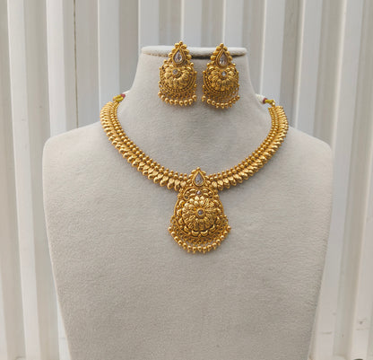 Gold Polki Necklace Jewellery Amiri Sets