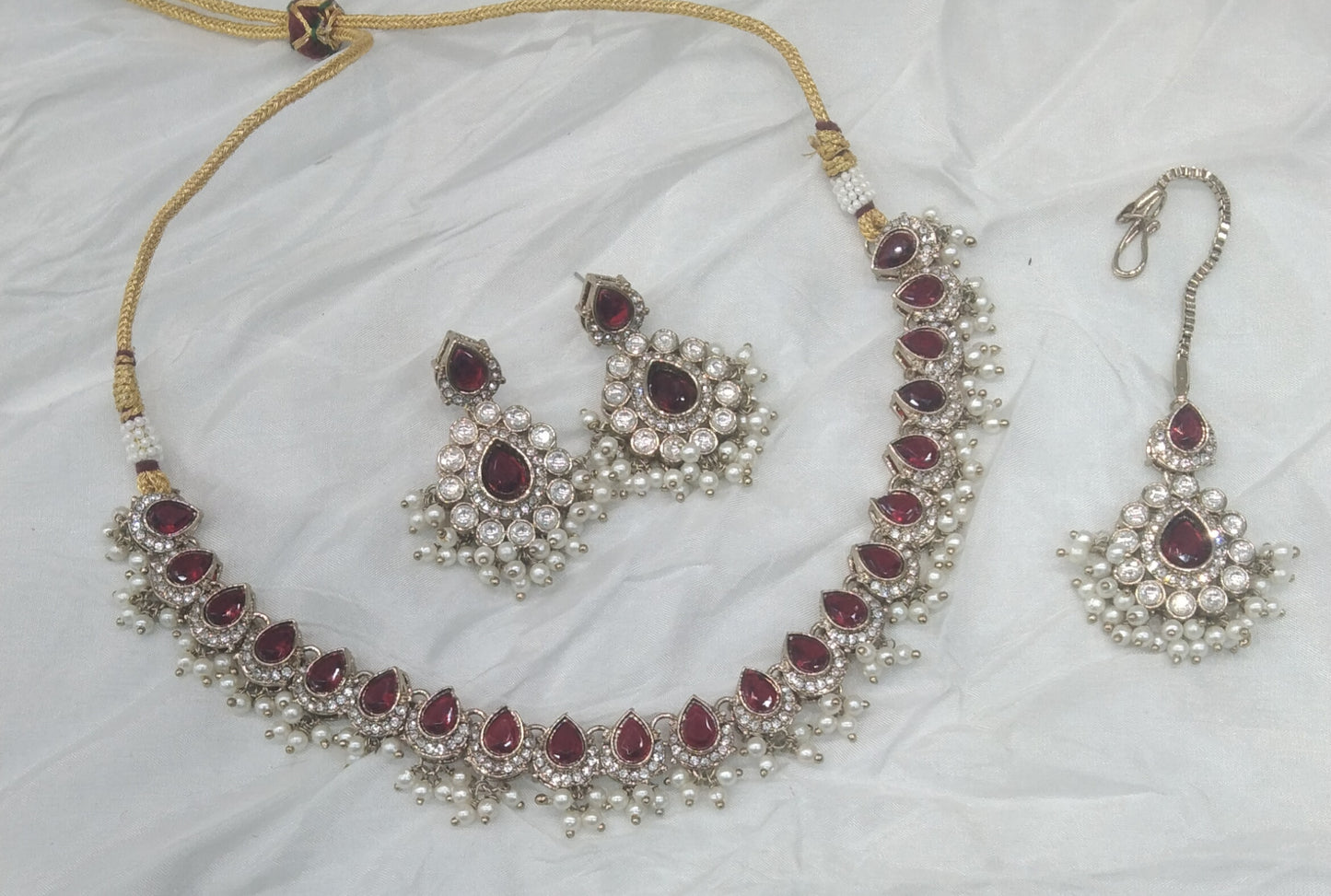 Maroon Moissanite Kundan Necklace Jewellery Bholi Set