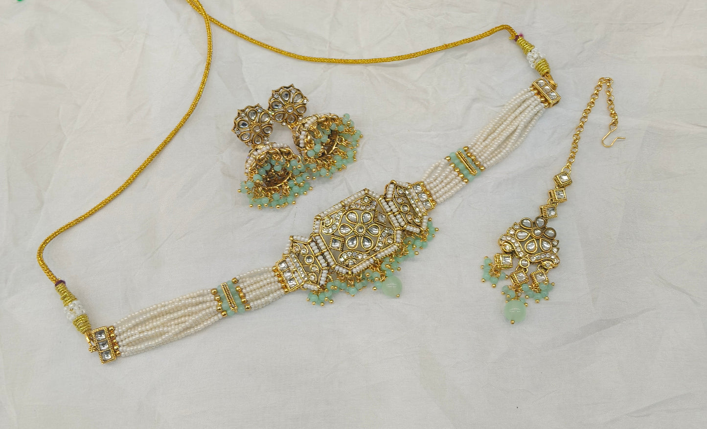 Gold Mint Kundan Choker Jewellery Jai Set