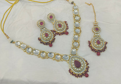 Gold Maroon Kundan Nacklace Gauri sets