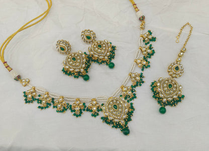 Gold Green Kundan Nacklace Hema sets