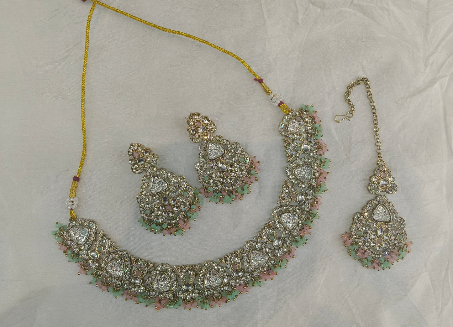 Antique Gold Mint Pink Necklace Asami sets