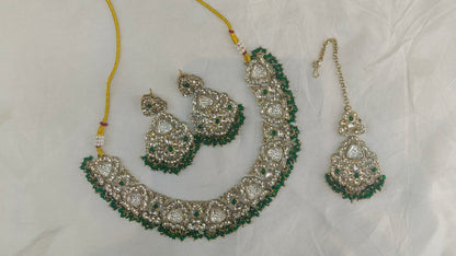 Antique Gold Green Necklace Sora sets