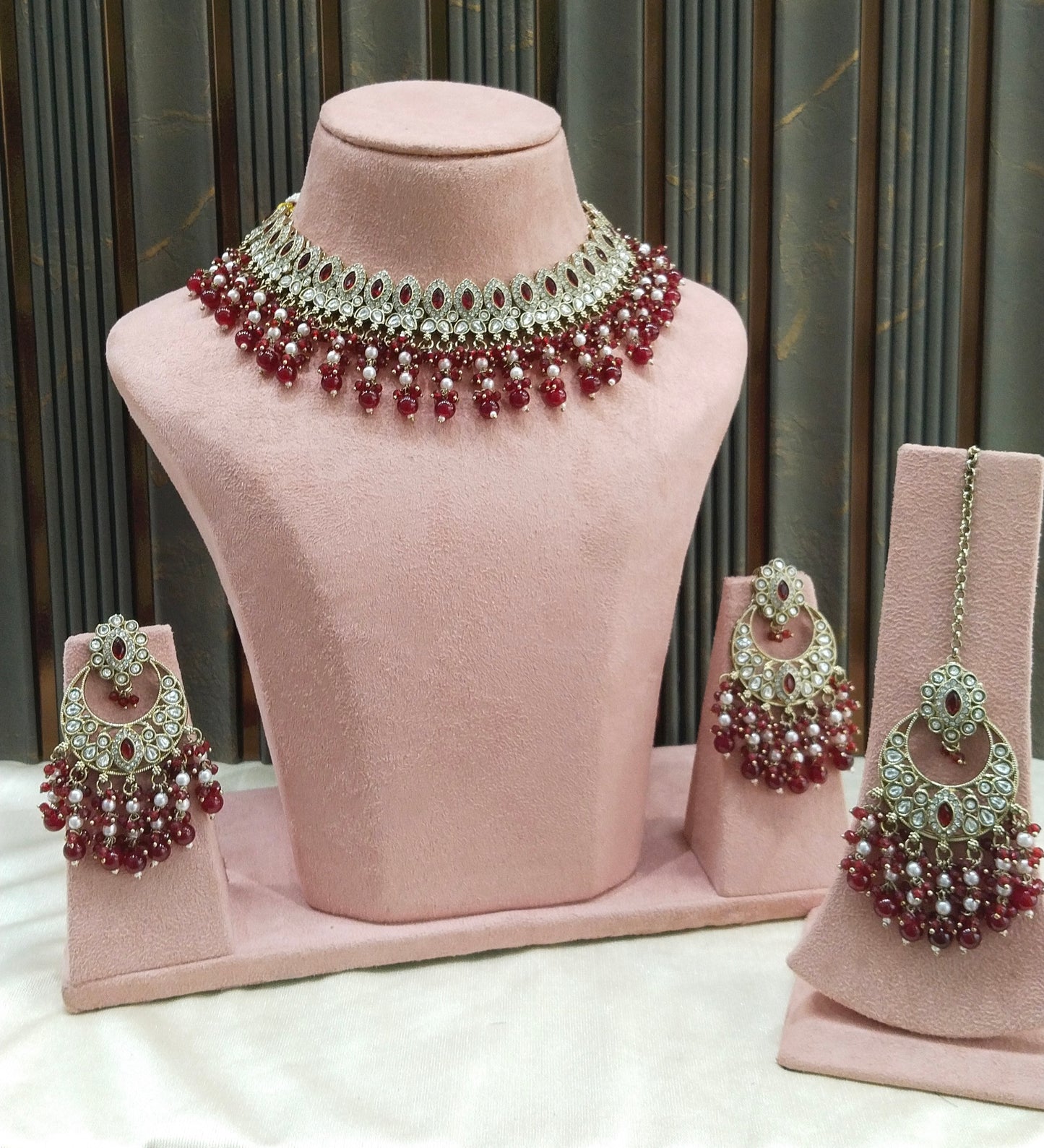 Antique Moissanite Maroon Kundan Necklace Jewellery Muna Set