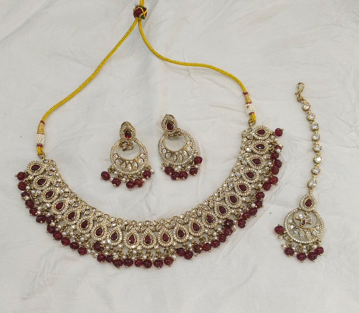 Antique Moissanite Maroon Kundan Necklace Jewellery Minno Set