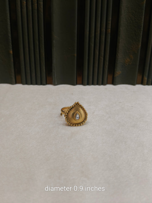 Gold Cocktail Izumi Finger Rings