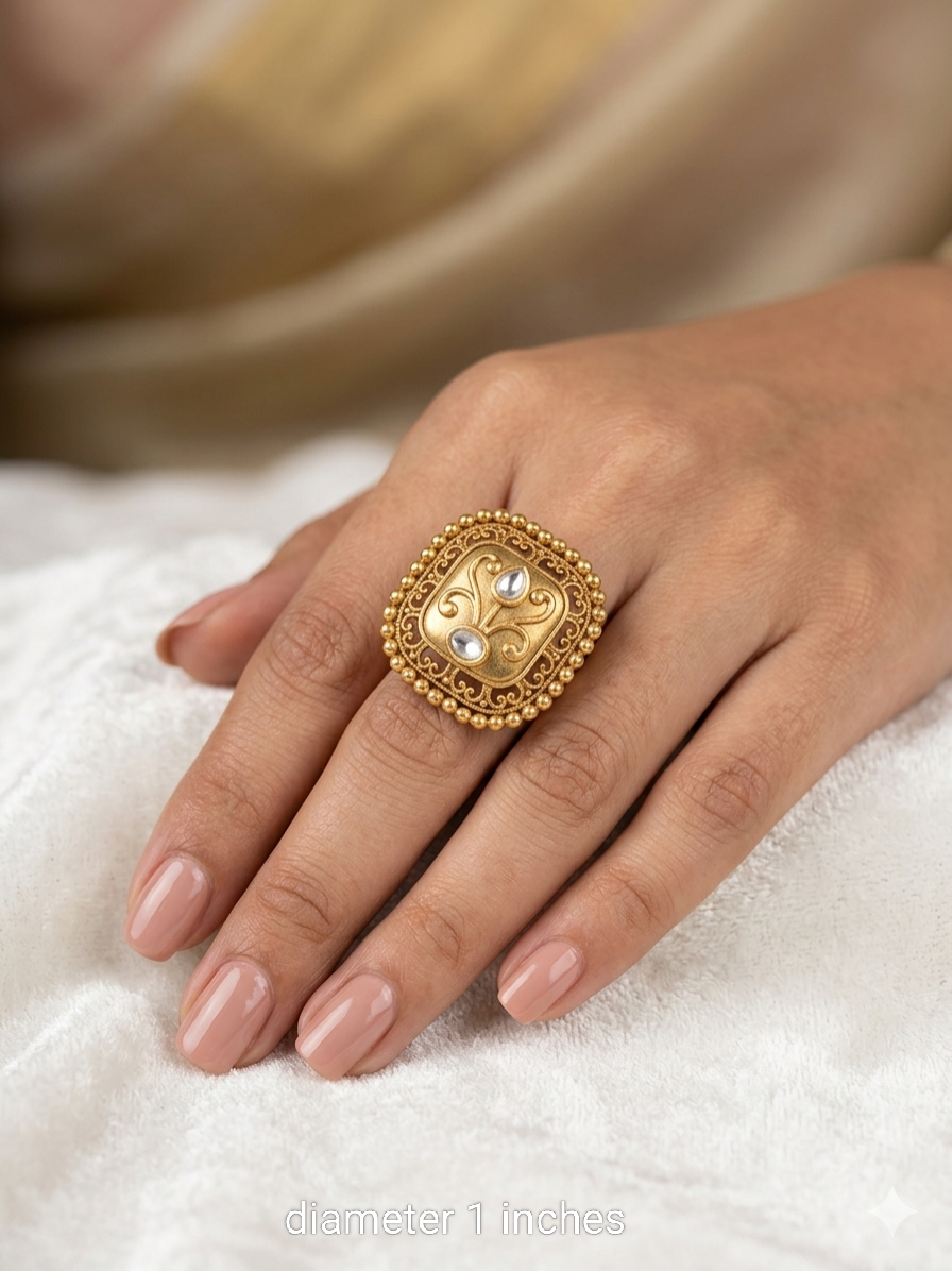 Gold Cocktail Misaki Finger Rings