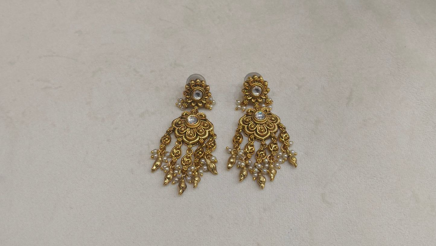 Gold Polki Niha Earrings