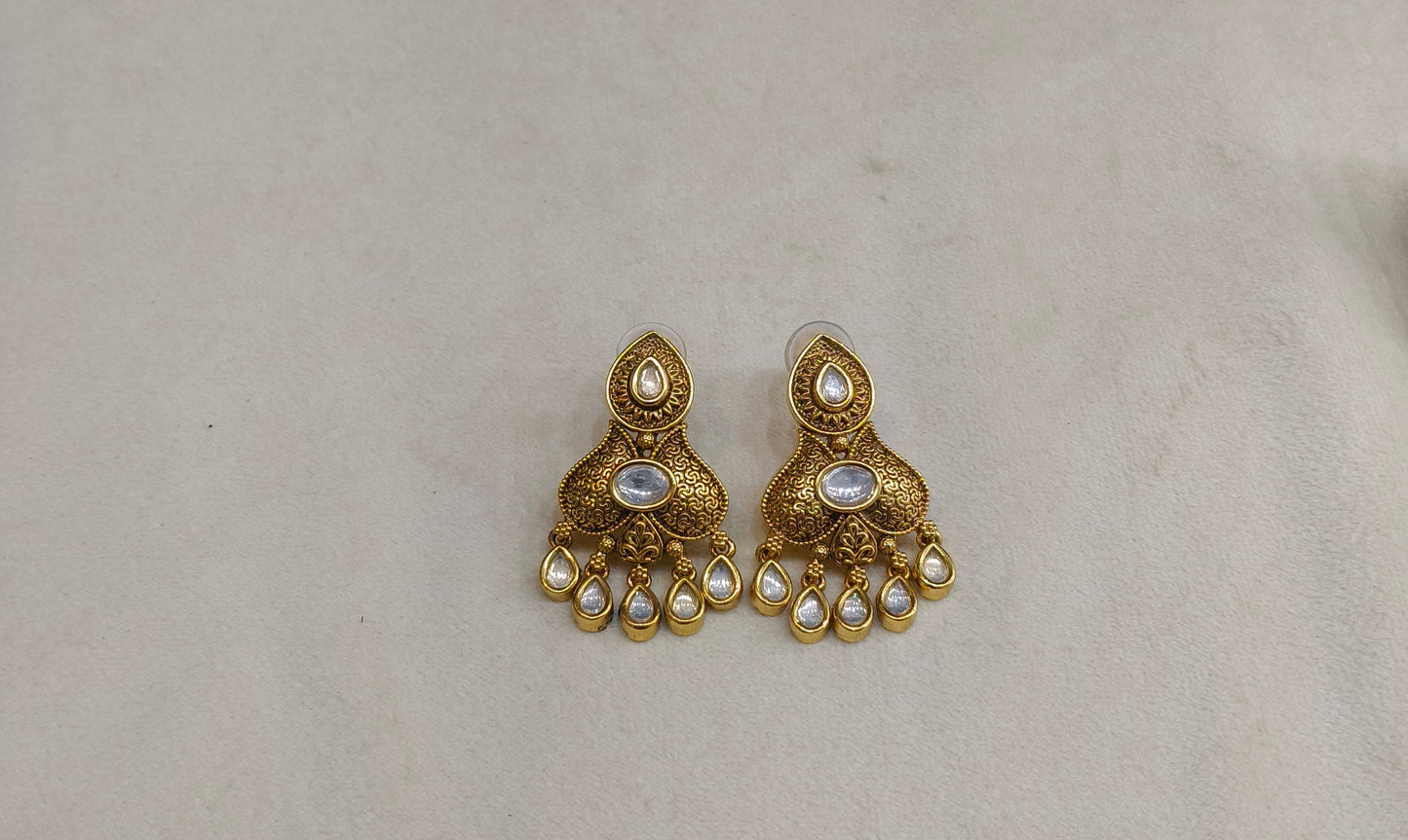 Gold Polki Niha Earrings