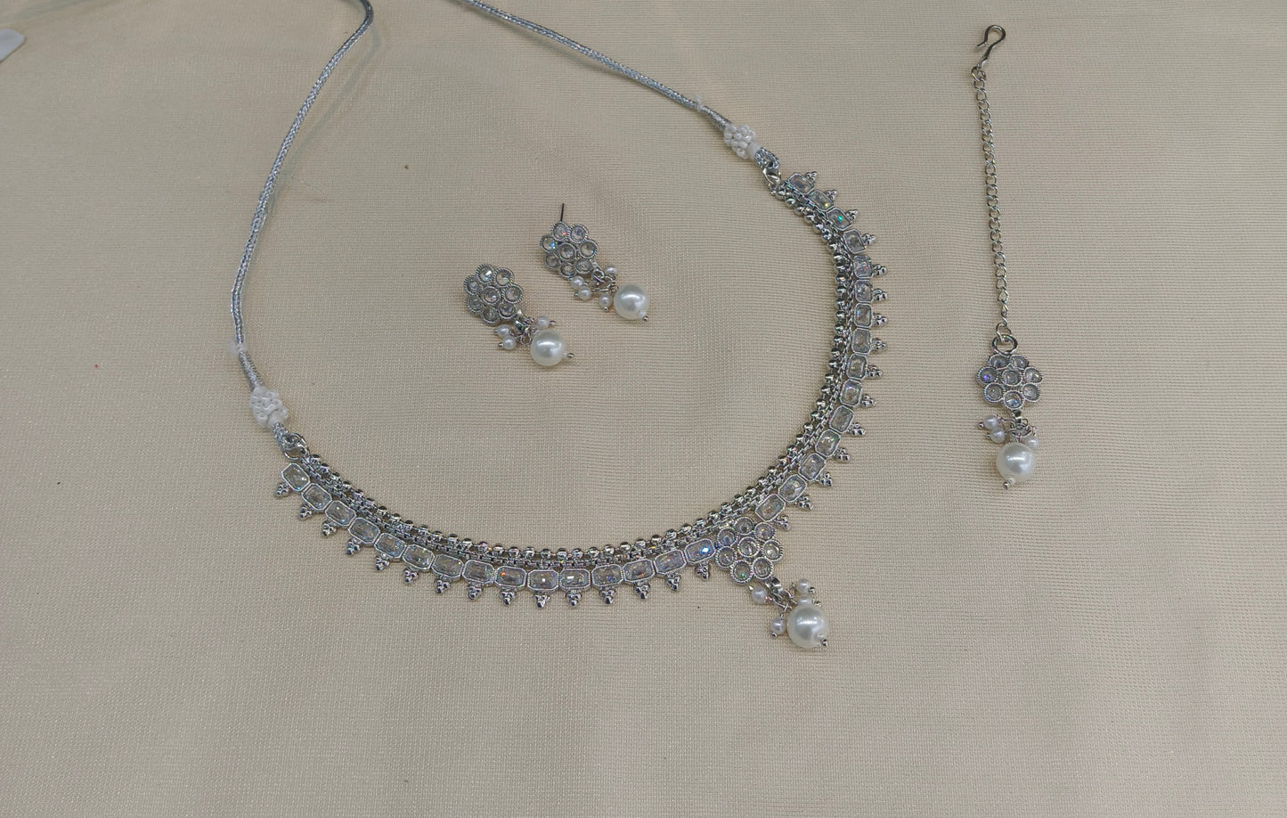 Silver Necklace Anju sets