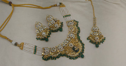Gold Green Kundan Necklace Gita sets