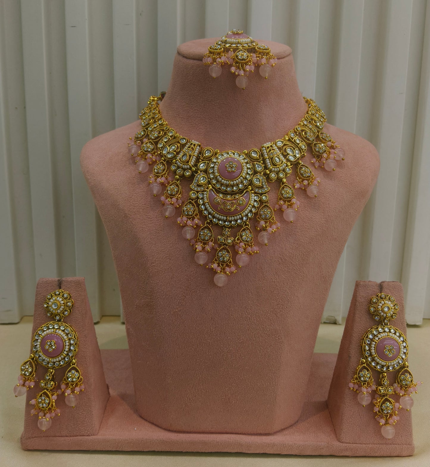 Gold Pink Kundan Necklace Ravina sets