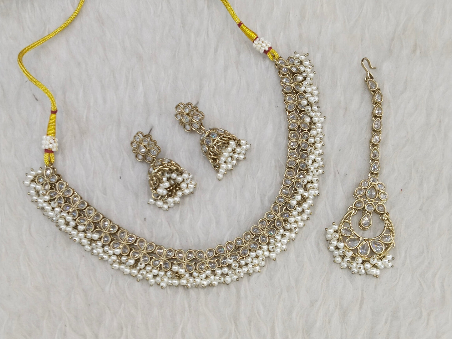 Antique Gold White Necklace Shuba sets
