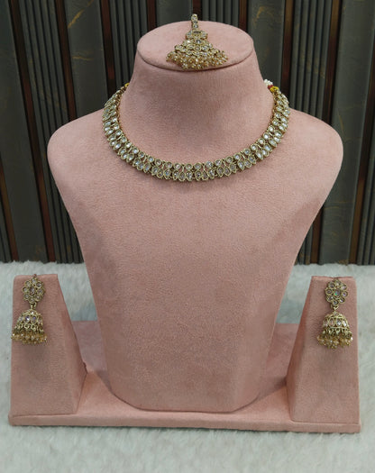 Antique White Necklace Jasnir sets