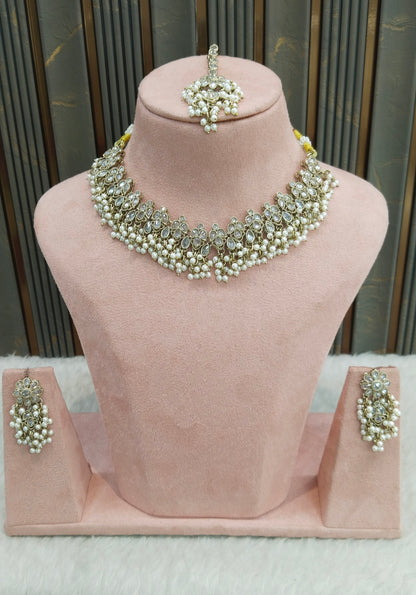 Antique Gold White Necklace Shuba sets