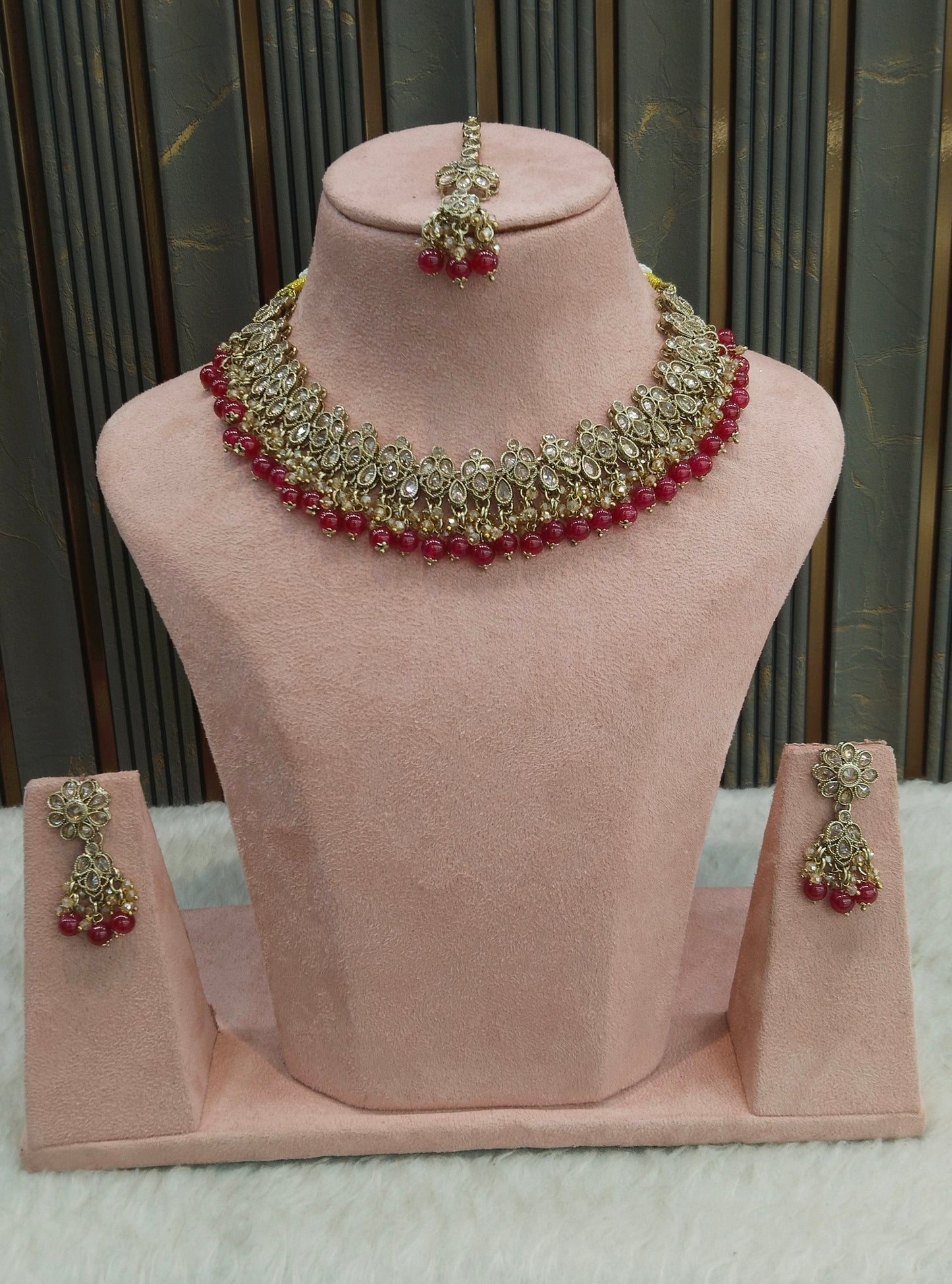 Antique Gold Ruby Necklace Shuba sets