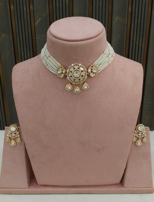Gold Kundan Choker Jewellery Nilam Set