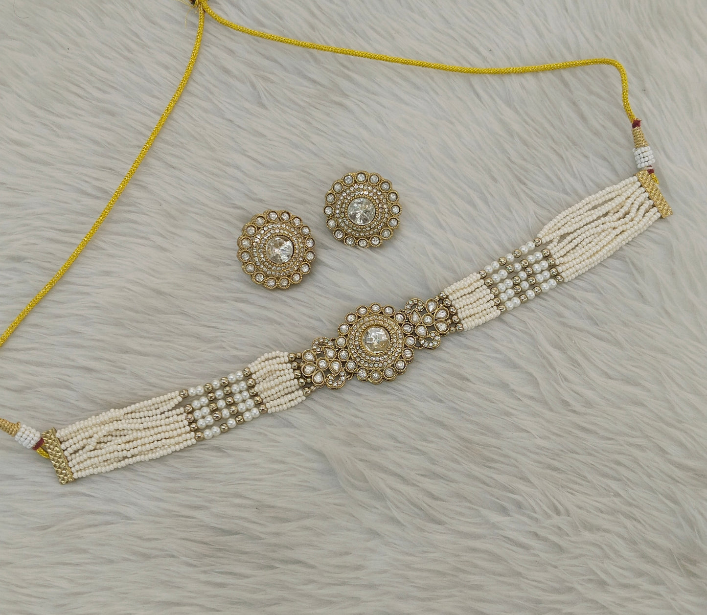 Antique White Choker Jewellery Nalini Set