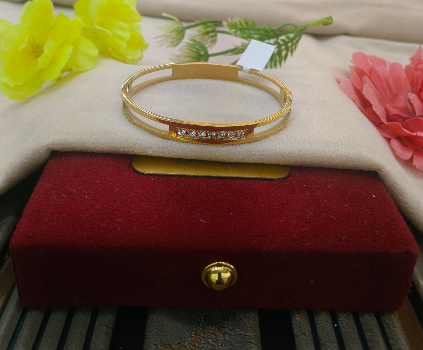 Tanu Anti-Tarnish Stainless Steel Bracelet(Openable)