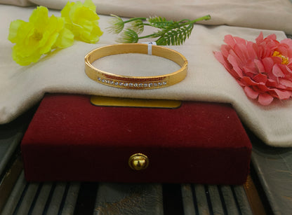 Tanvi Anti-Tarnish Stainless Steel Bracelet(Openable)