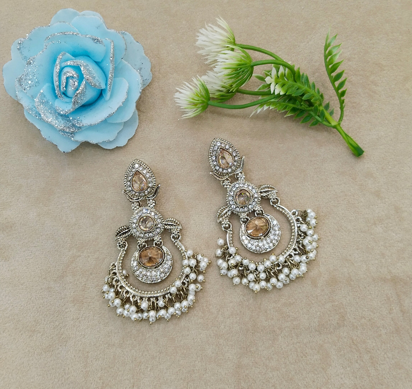 Antique Gold Bollywood Ratan Earrings