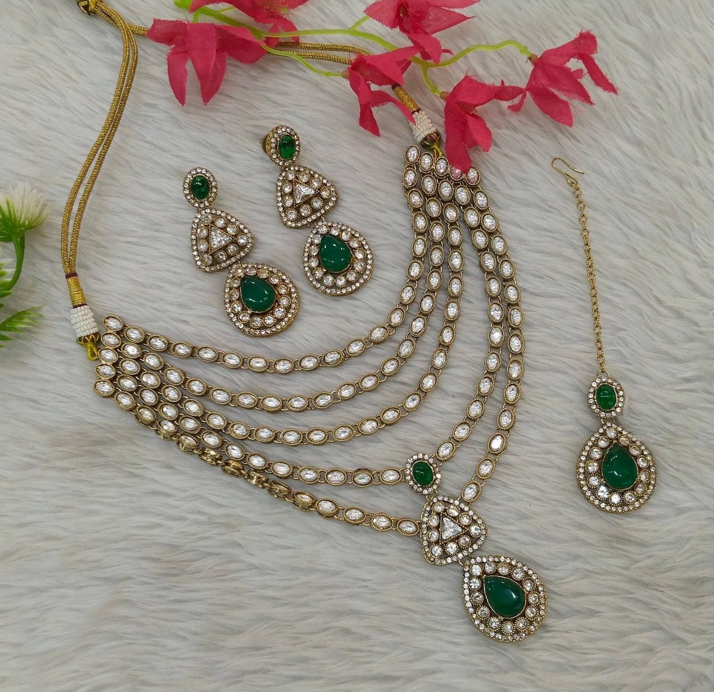Gold Moissanite Green Kundan Necklace Jewellery Shipa Set