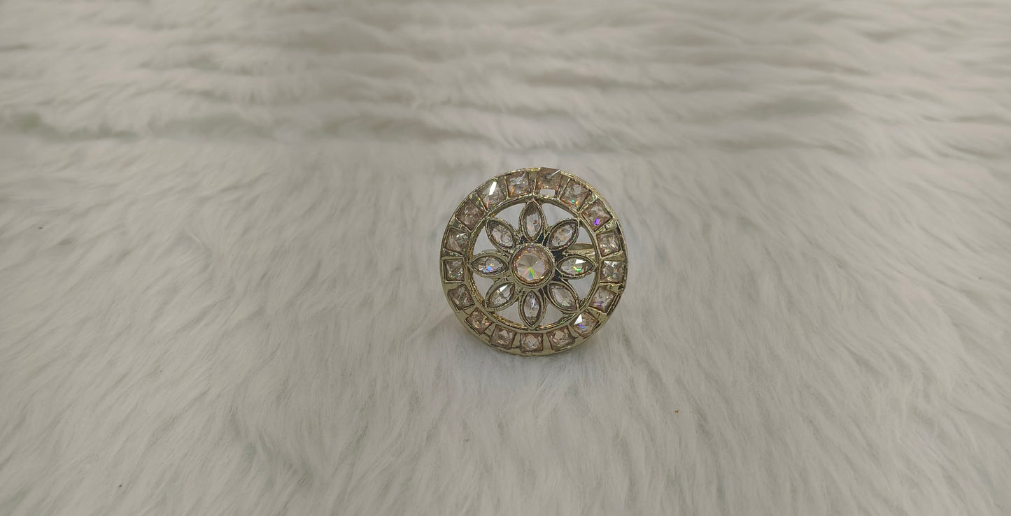Gold Cocktail Still Finger Rings