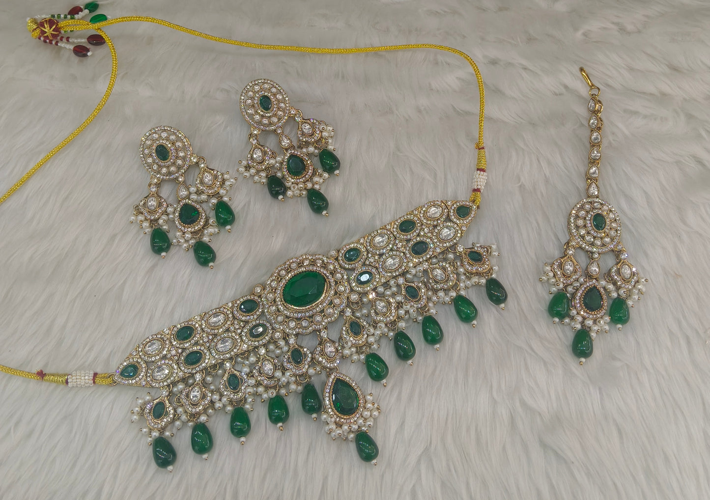 Antique Gold Green Choker Jewellery Dolly Set