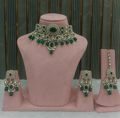 Antique Gold Green Choker Jewellery Dolly Set