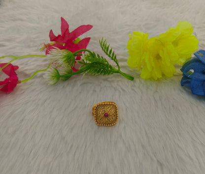 Gold Cocktail Vena Finger Rings