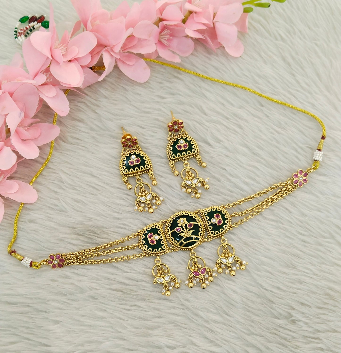 Gold Polki Ruby Green Choker Yuka Jewellery Polki Set