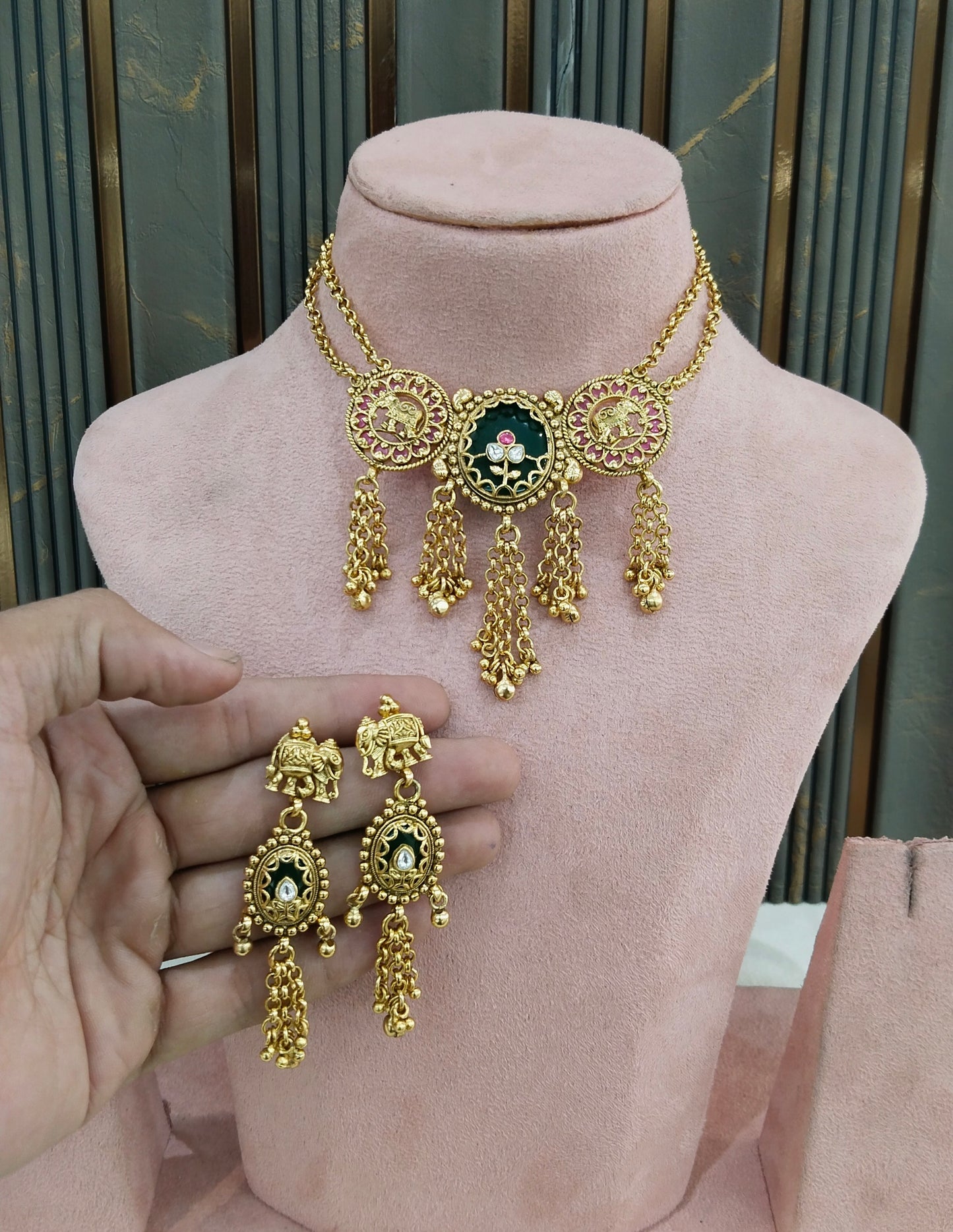 Gold Polki Ruby Green Choker Yuka Jewellery Polki Set