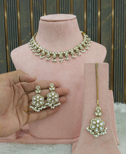 Antique Gold Moissanite Kundan Necklace Jewellery Manddy Set