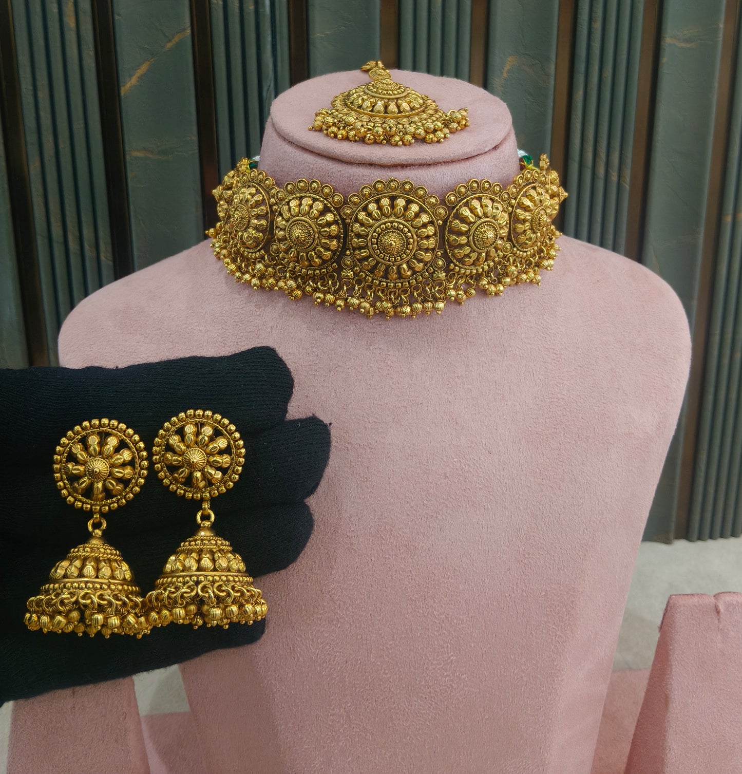 Gold Polki Choker Jewellery Selvi Polki Set