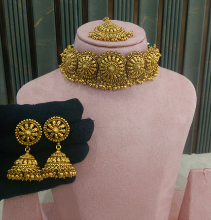Gold Polki Choker Jewellery Selvi Polki Set