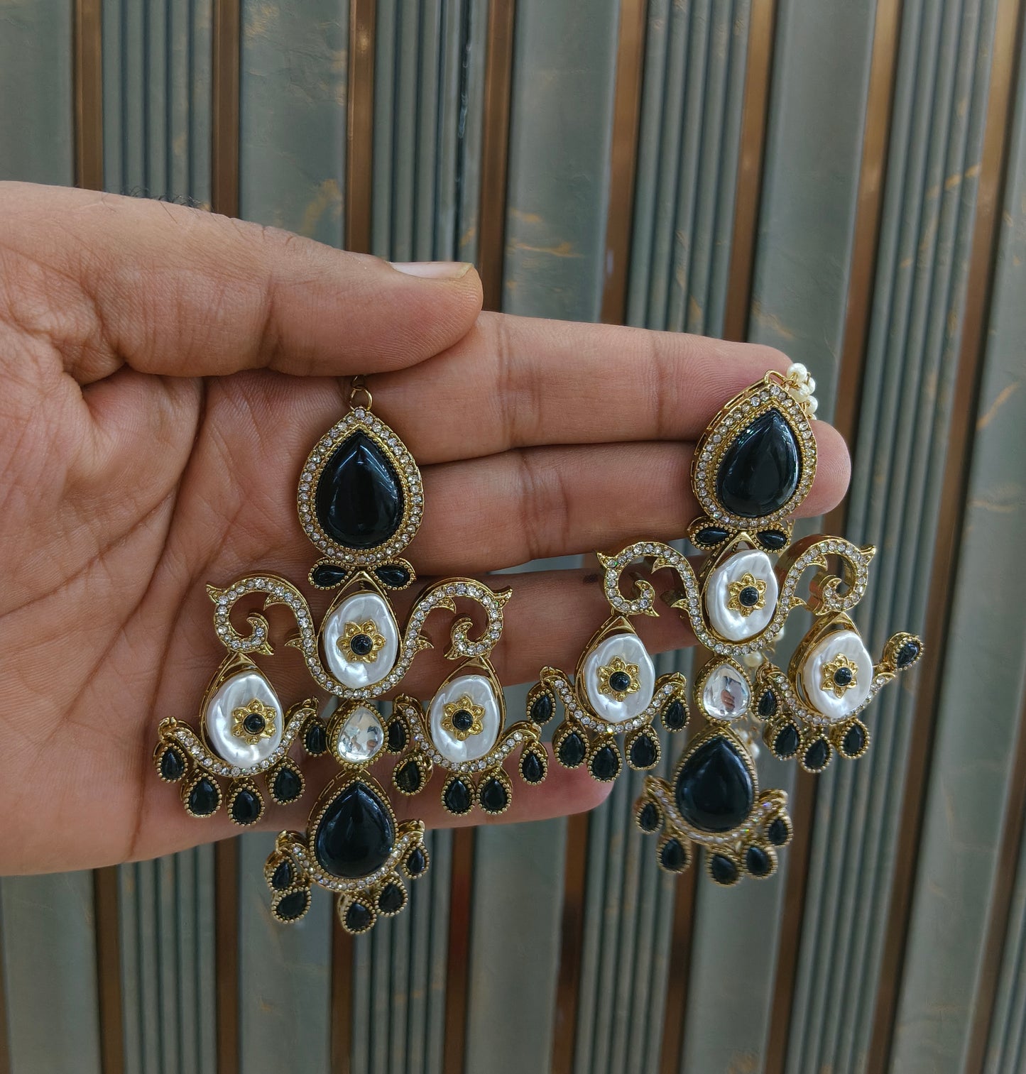 Antique Kundan Bollywood Charan Earrings
