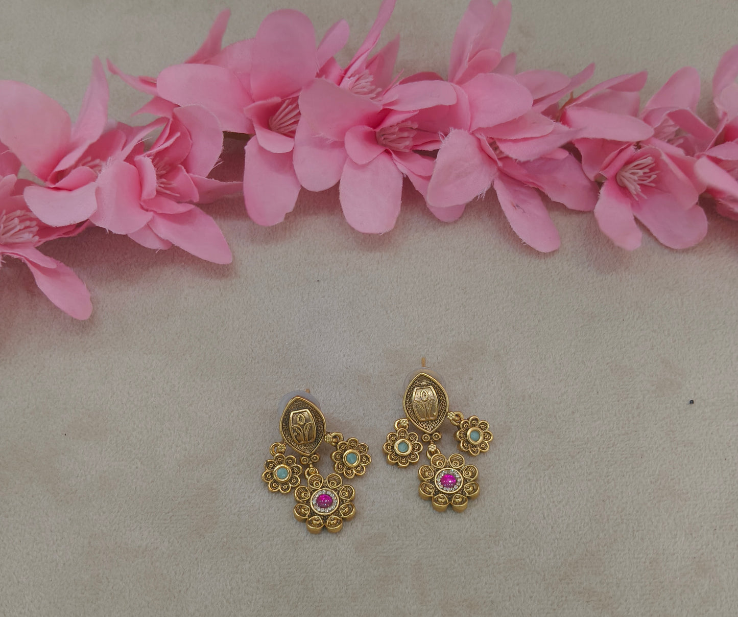 Gold Polki Yaad Earrings