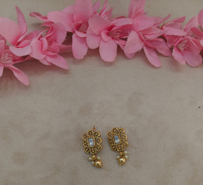 Gold Polki Yaad Earrings