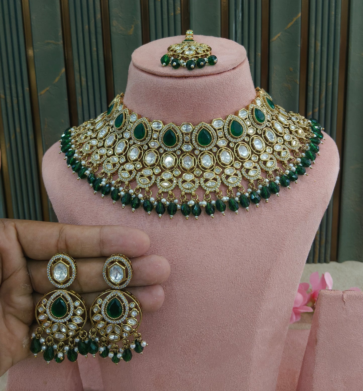 Gold Uncut Green Kundan Necklace Jewellery Param Set
