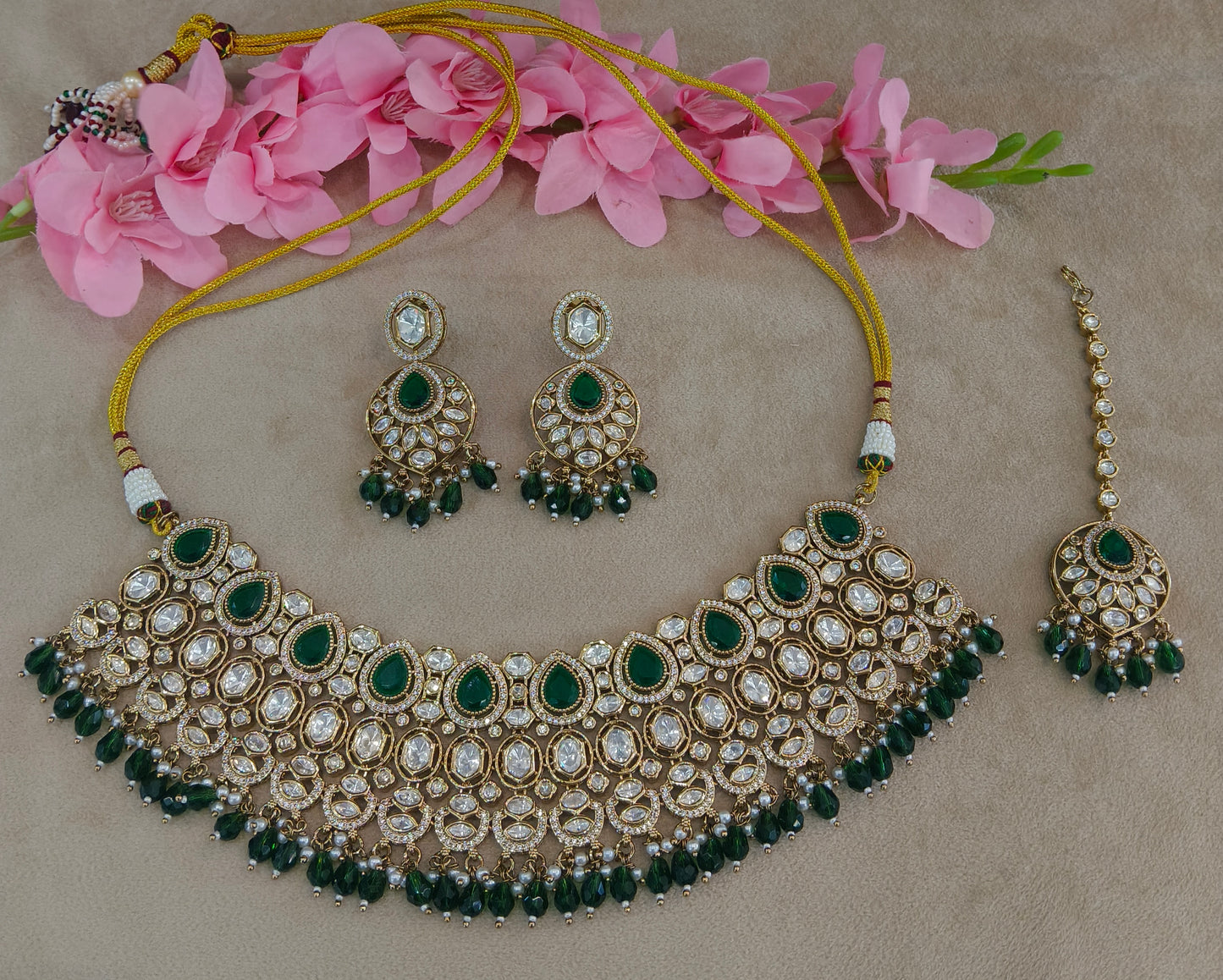 Gold Uncut Green Kundan Necklace Jewellery Param Set