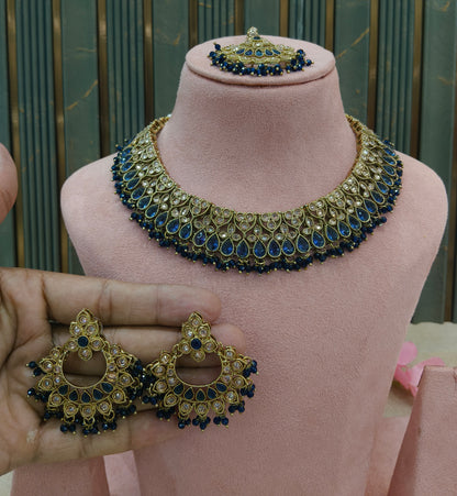 Antique Blue Necklace Love sets
